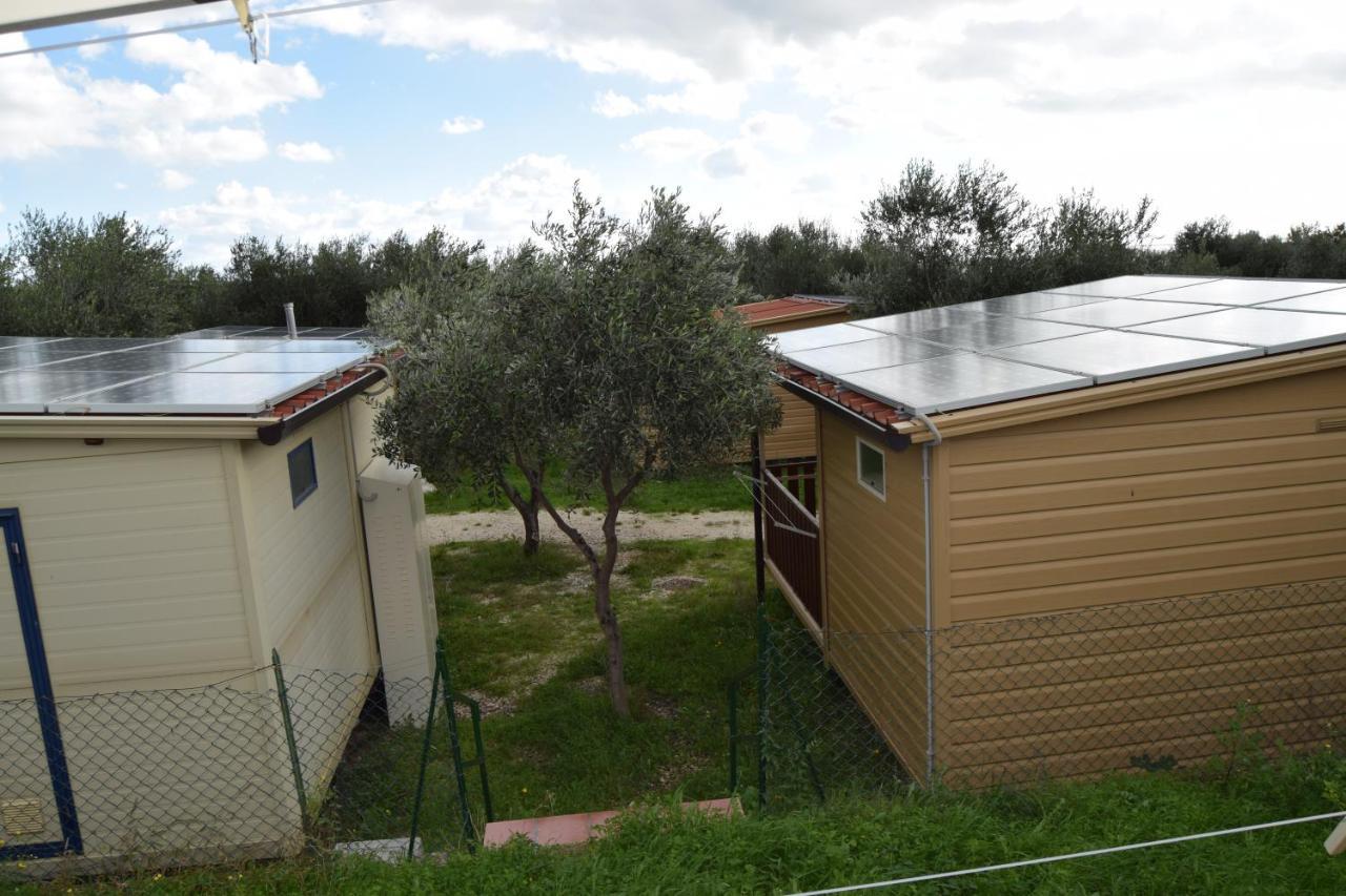 Camping Fontana Delle Rose Mattinata Exterior photo